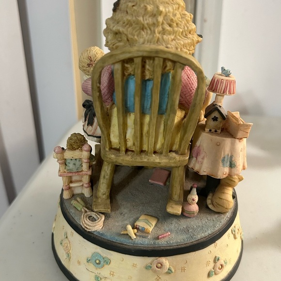 San Francisco Music Box Co 1997 Ruth Ninneman Mother’s Resin Music Box - Picture 5 of 14